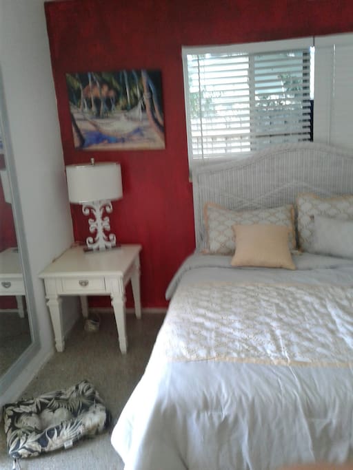 Queen size bed