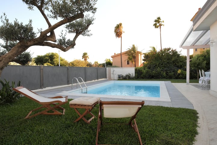 villetta a San Leone con piscina - case in affitto a Villaggio Mosè,  Sicilia, Italia - Airbnb