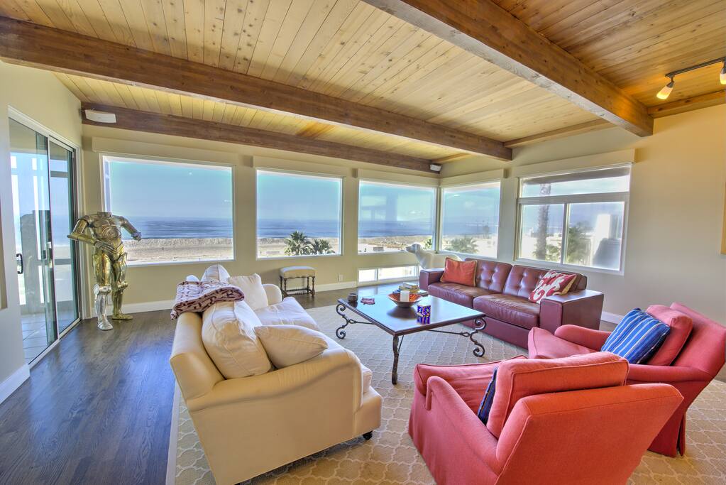 Lots of room for entertaining.