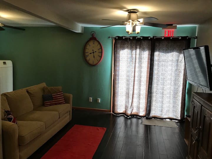 Monticello Vacation Rentals & Homes Iowa, United States Airbnb