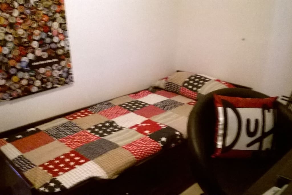 Il letto della camera singola