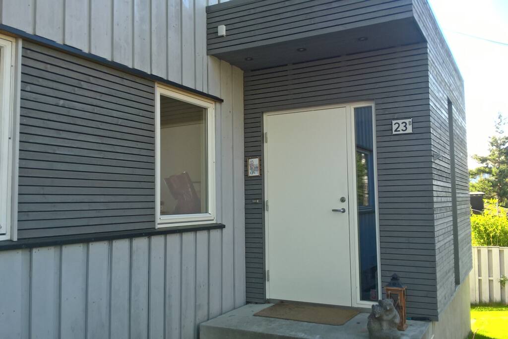Our entrance - Yours is around the corner