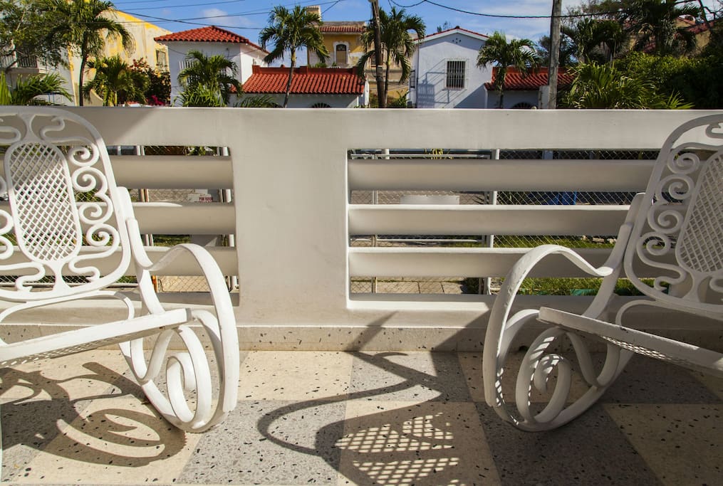 balcony
