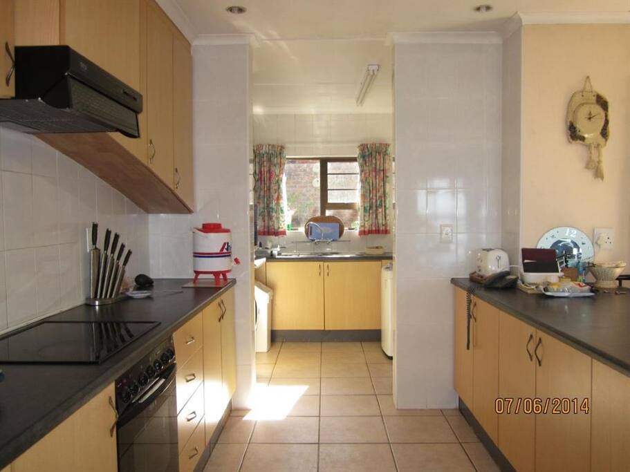 Kitchen/laundry