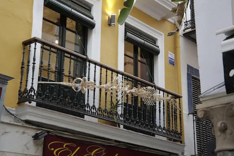 Propiedad de Airbnb exitosa: Suite Alcaicería 15.1 (4 Pax) "Historic Center" en Alfalfa