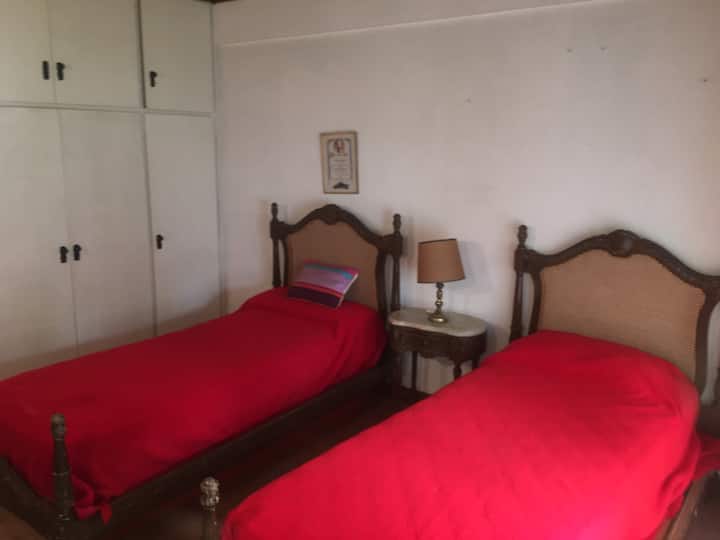 ห้องพักห้องที่สองเตียงคู่ 