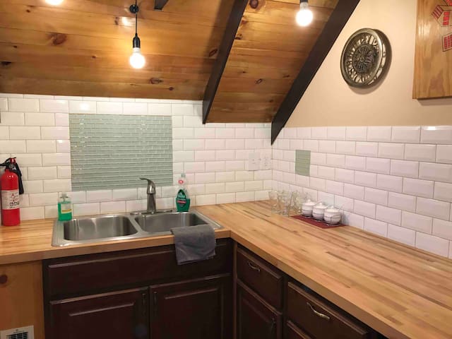 Airbnb Cleveland Heights Vacation Rentals Places To