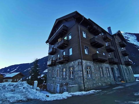 Popular Airbnb listing: Cozy apartment centrally located in Krimml in Krimml