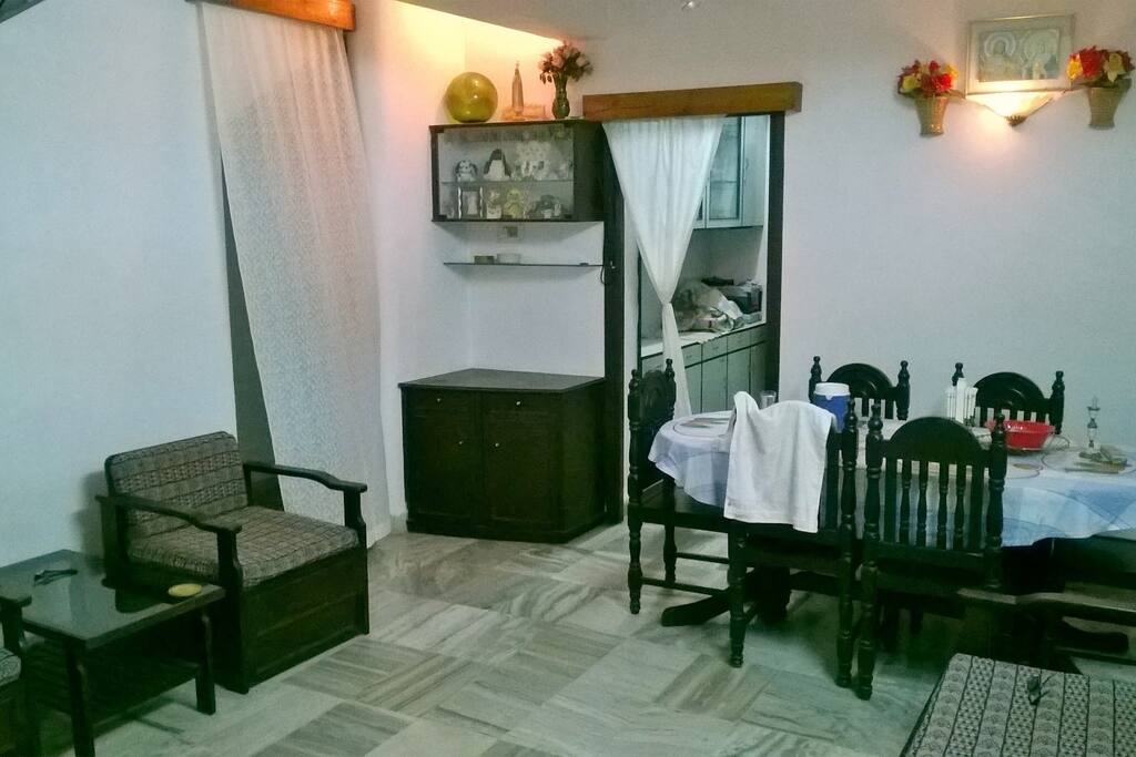hall cum dining place.