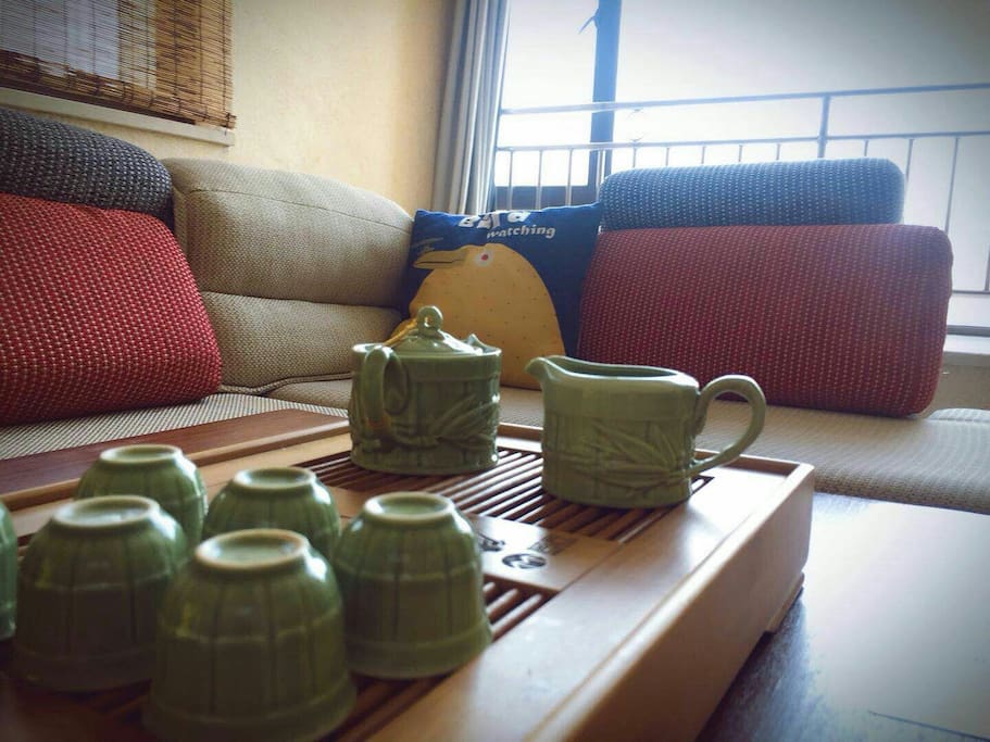 漂亮的茶具泡出来的茶很好喝呢