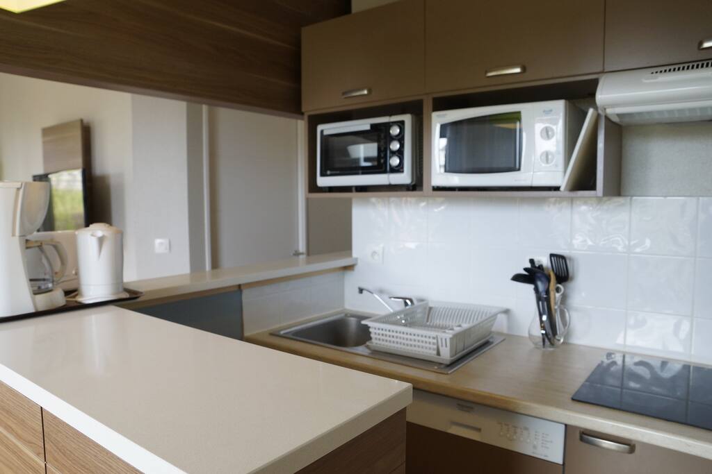 CUISINE EQUIPEE