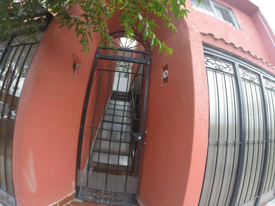 Entrada independiente