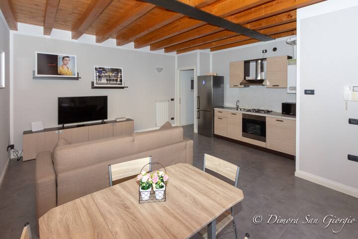 Dimora San Giorgio - Centrale Bilocale con Box