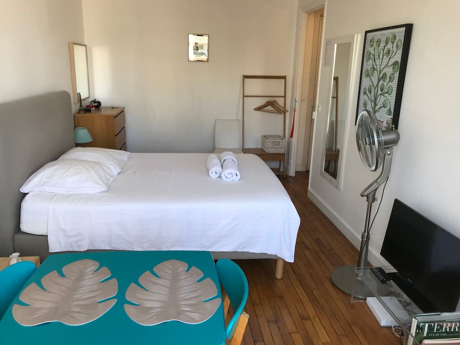 Big bed comfortable, Queen size 160x200cm