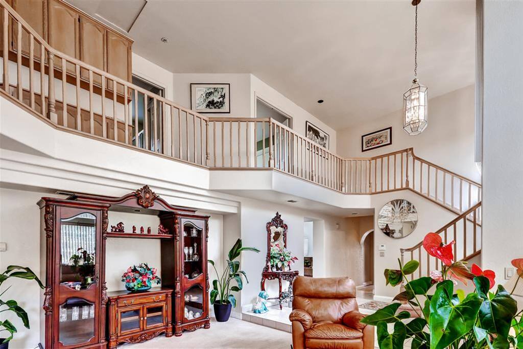 Majestic high ceilings create a truly aesthetically pleasing environment for your vacation.
