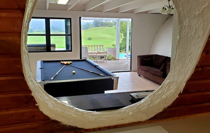 Bay Of Islands Group Escape | Private Spa & Games - Moerewa