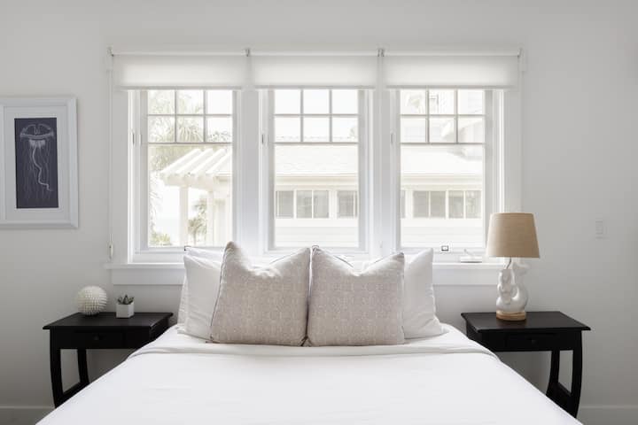Beach view room 