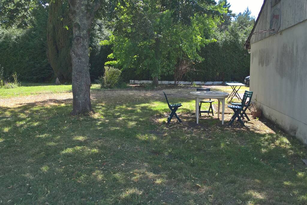 Le jardin et sa terrasse