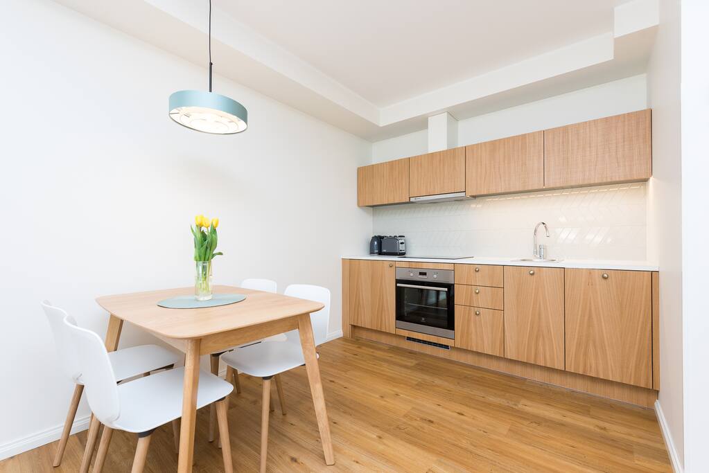 Kitchen / dining area