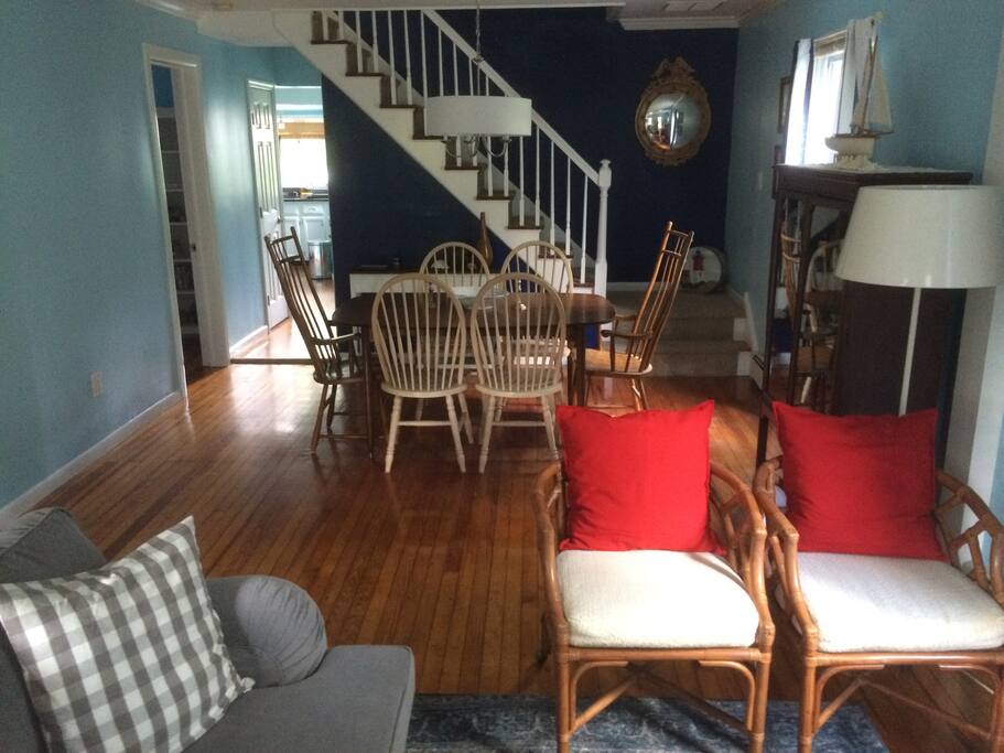 Living/dining room