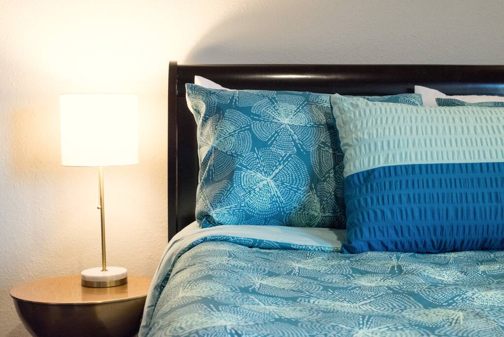 “Jason’s condo was awesome! Perfect location for the convention center and walking distance from most places we wanted to explore! The condo was super cute, had awesome amenities and made us feel like we were coming “home” after a long day at conference! Check-in was super easy and convenient! Would definitely recommend this place to anyone! Thanks Jason!” - Emily G., Durham, NH 3/15/18