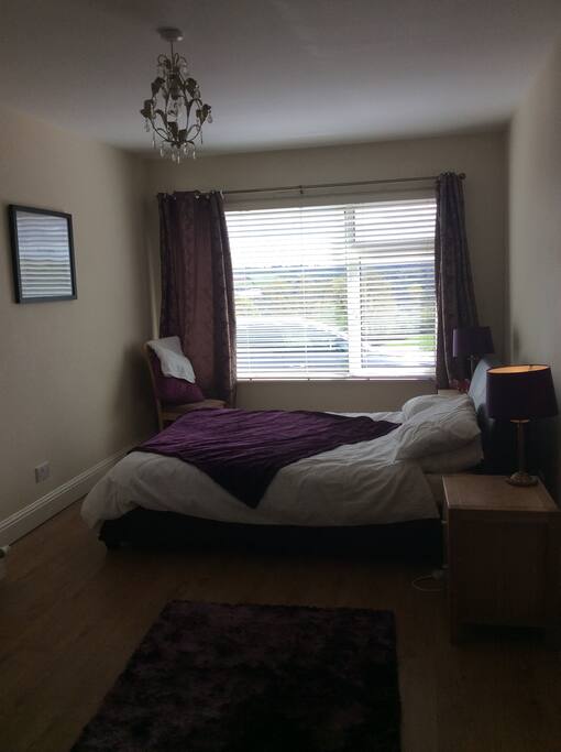 Double bedroom- Purple room