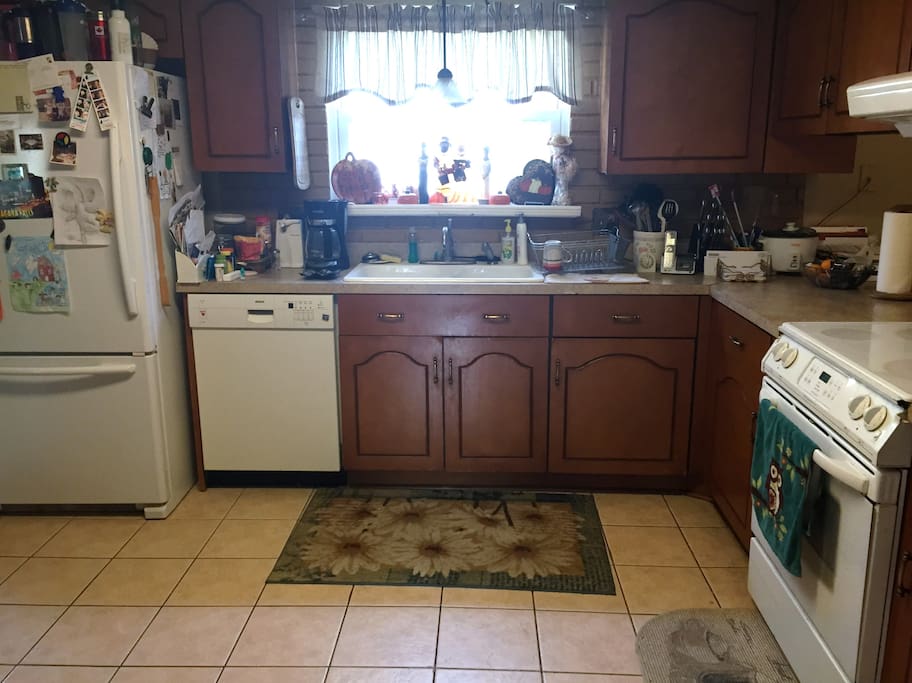 Spacious kitchen for your use.
