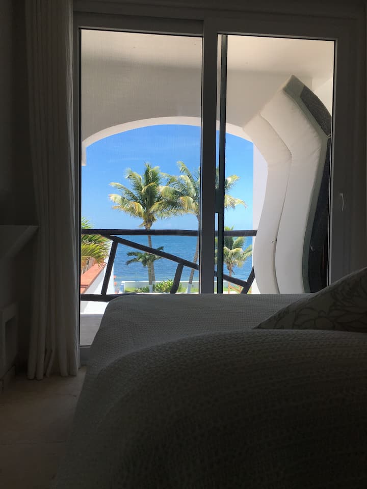 ocean front bed view