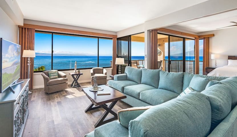 Panoramic Views right on a Sandy Swimmable Beach gallery image 2