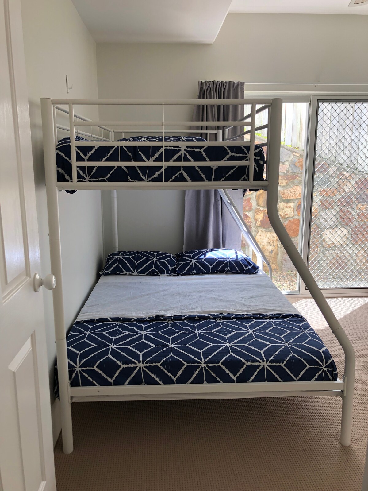 楼下的卧室（ 4 ）