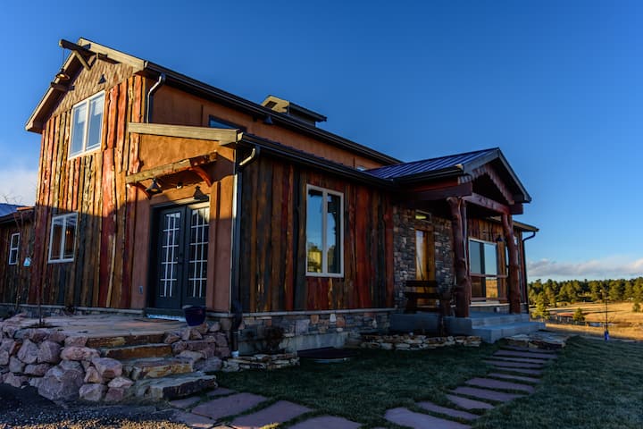 Nuevo Estate Home; Grandes Reuniones, Reuniones, Bodas; Puntos De Vista; Intimidad - Colorado