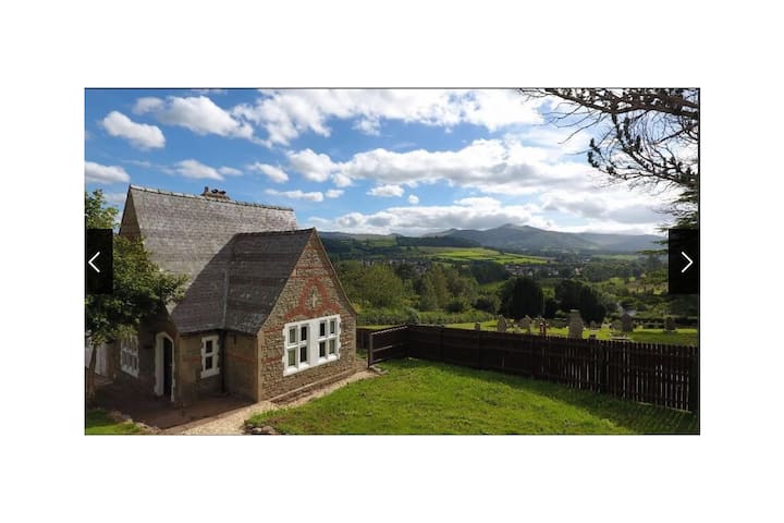 Brecon Beacons Private Room with Pilates Option