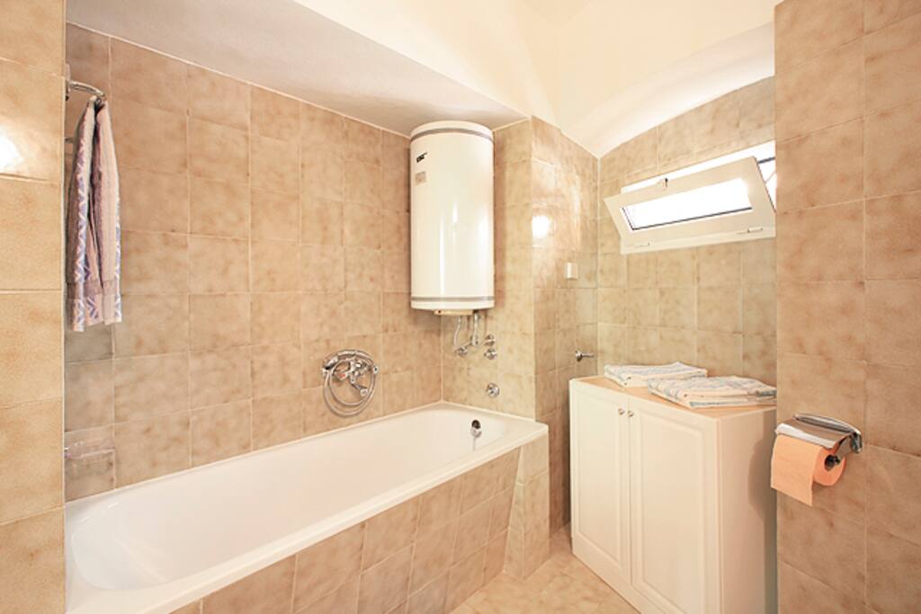 Huge bathroom
