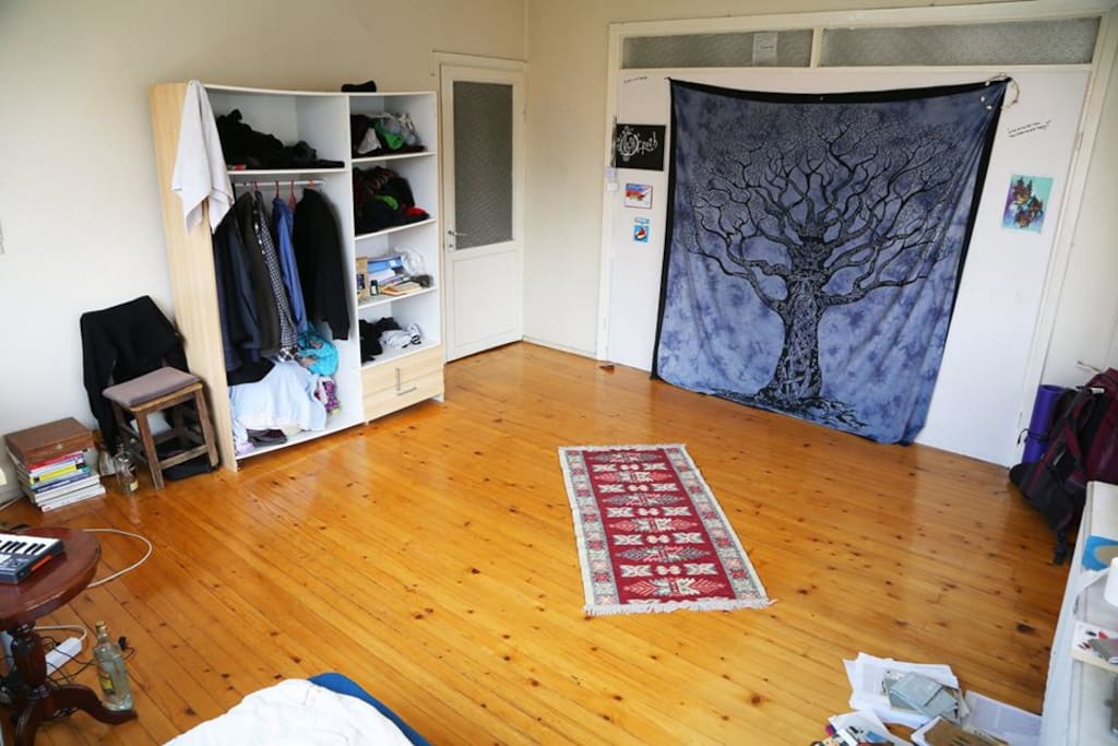 renting/special room,
