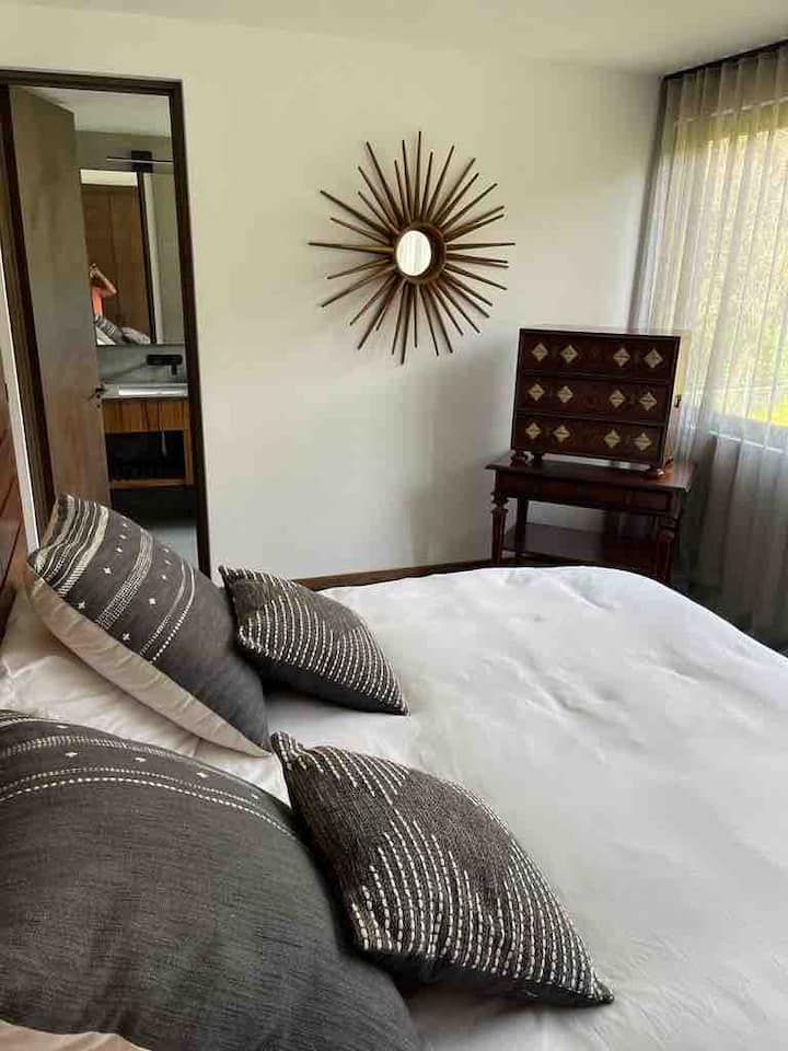 جميع المراتب في الغرف عظمية من أعلى جودة حتى تتمكن من الاستراحة بشكل لذيذ أثناء إقامتك في كاسا كارب ديم