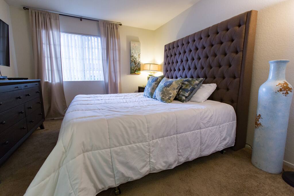 King, extra comfy bed