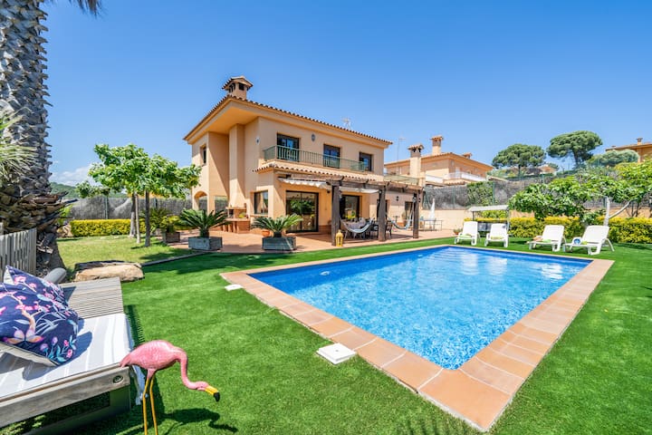 Villa Jaruco Lux – Family, Private Pool, BBQ, A/C