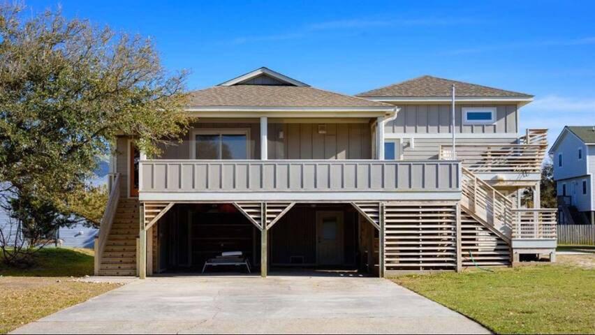 Great Getaway - 1 Bed 1 Bath Suite w Private Entry