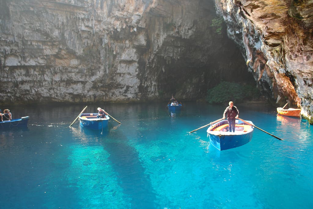 Just 500m from Melissani cave.