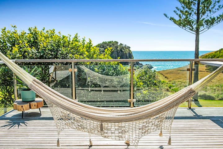 Scotts Beach Shack – Luxury getaway on the Beach