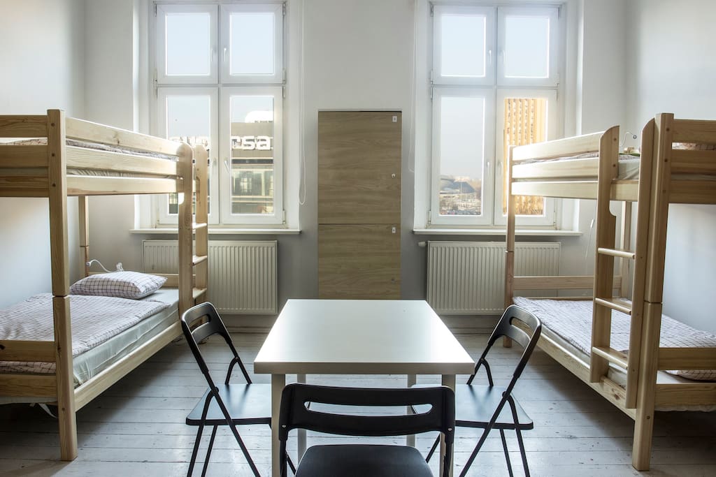 Bed in mixed dorm (8 bed)