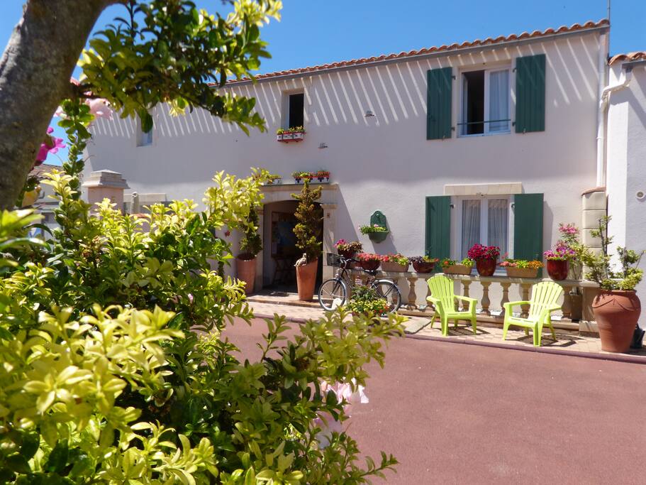 residence fleurie et agreable