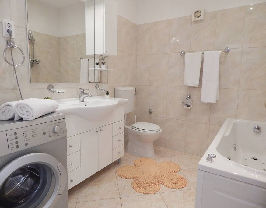 Bathroom with washing machine