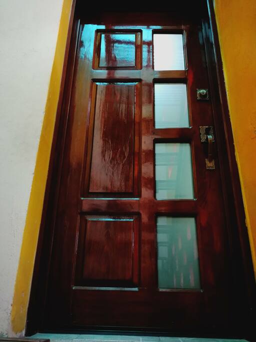 Entrada completamente independiente.