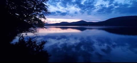 Cozy Cabin! Spectacular Lake Delight