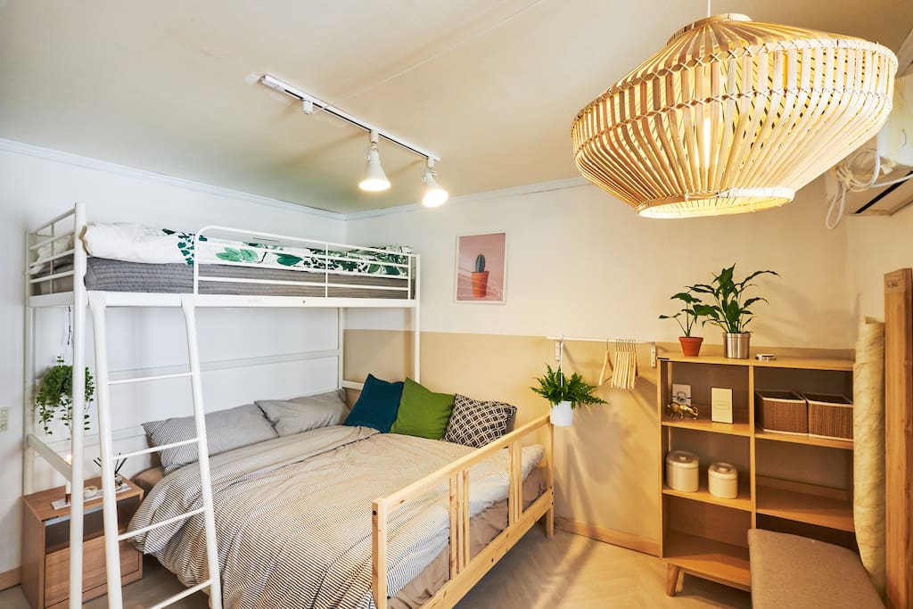 Double bed(for 2people), Loft bed(for 1)