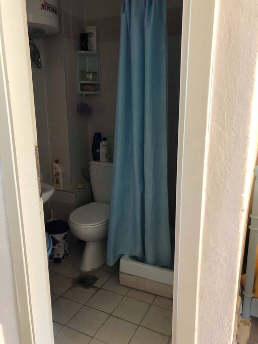 2nd bathroom