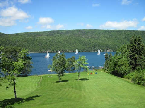 Scenic Lakefront Apartment on Bras D'or Lakes