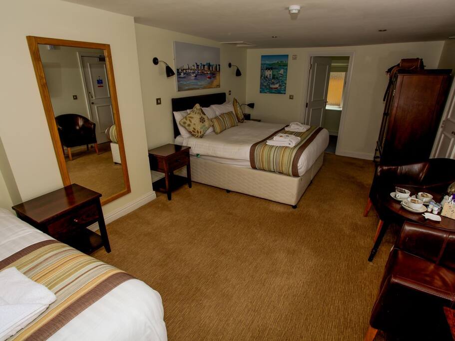 Room 8
