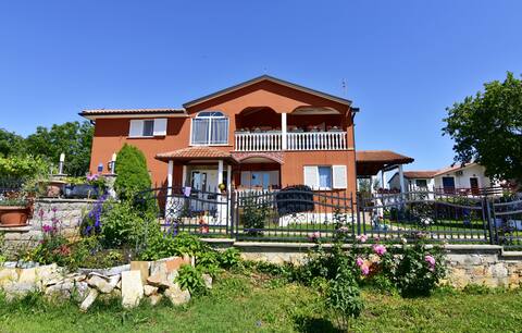 Apartment Barica Umag-Valica 5 people free Wi-fi
